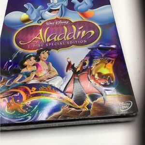 Disney Aladdin 2-Disc Edition with Vibrant Cover